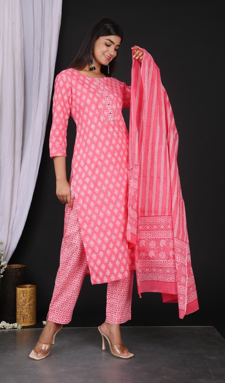 Kurta Pant & Dupatta Set 07