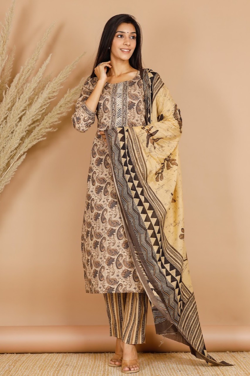 Kurta Pant & Dupatta Set 04