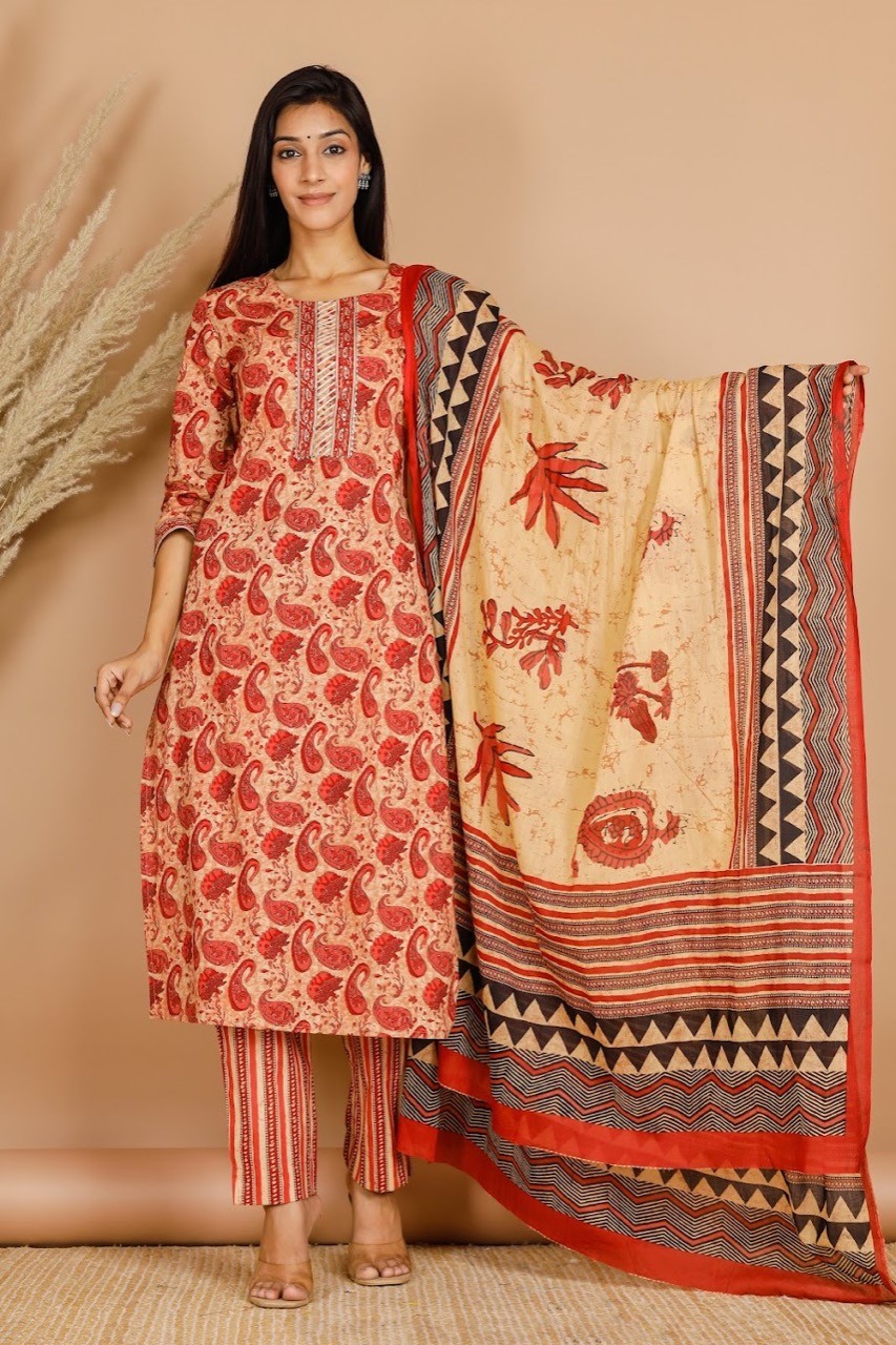 Kurta Pant & Dupatta Set 09