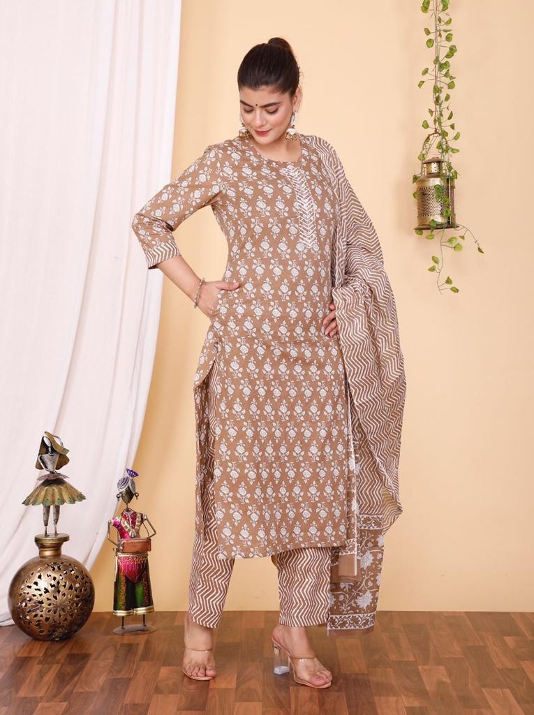 Kurta Pant & Dupatta Set 03