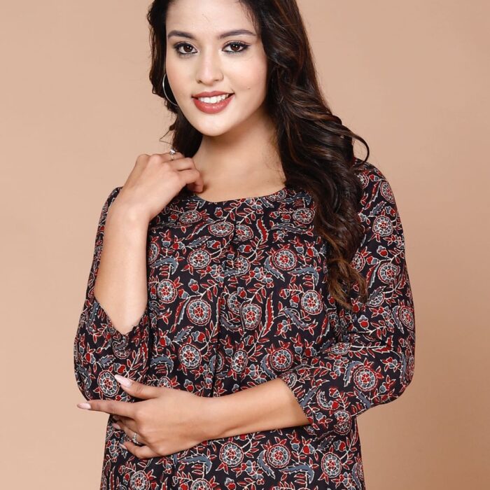Short Kurti - Black with Red Print