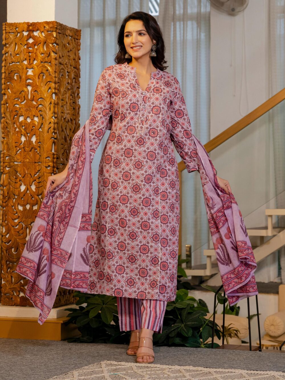 Cotton Summer Dusty Rose Kurti Pant And Dupatta Se