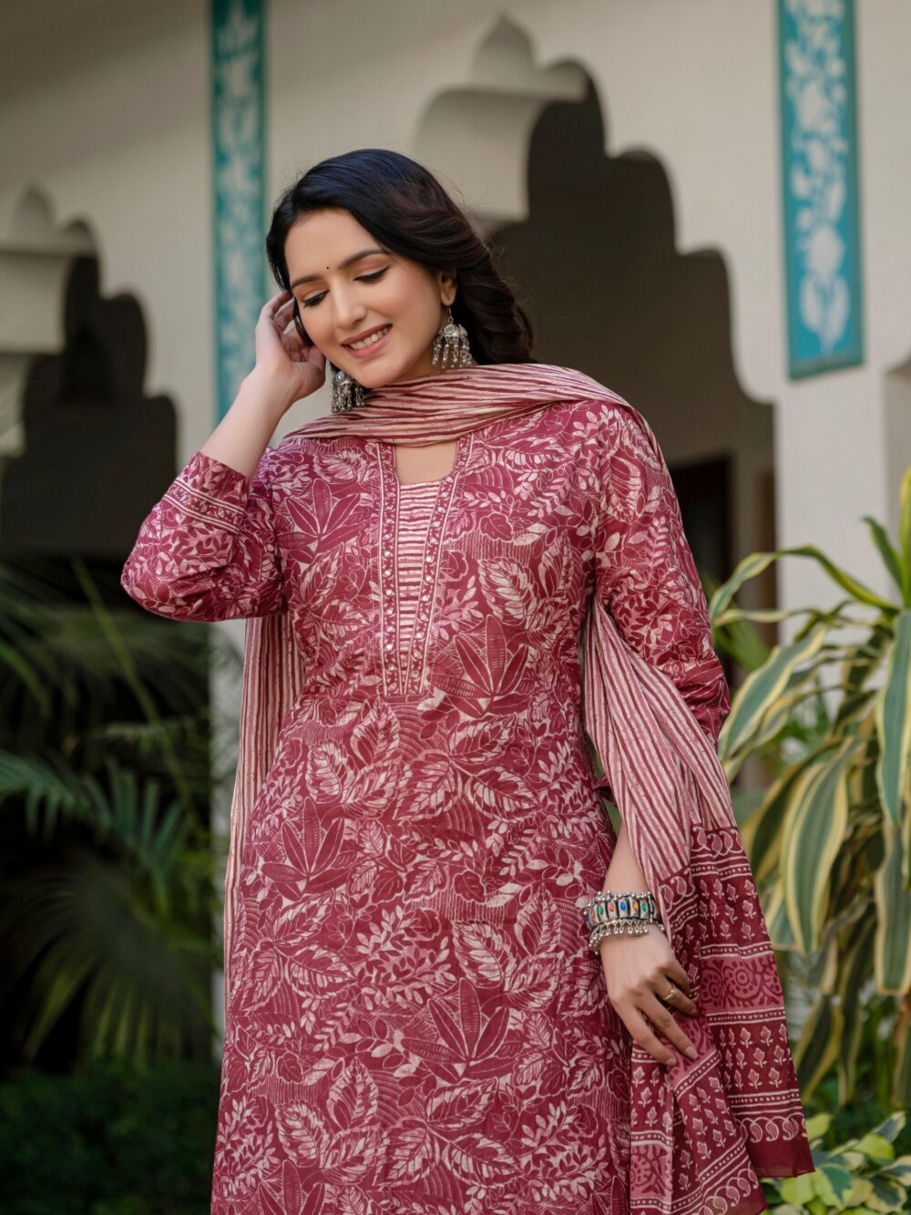 Elegant Maroon Floral Print Kurta Pant & Dupatta set – Premium Quality