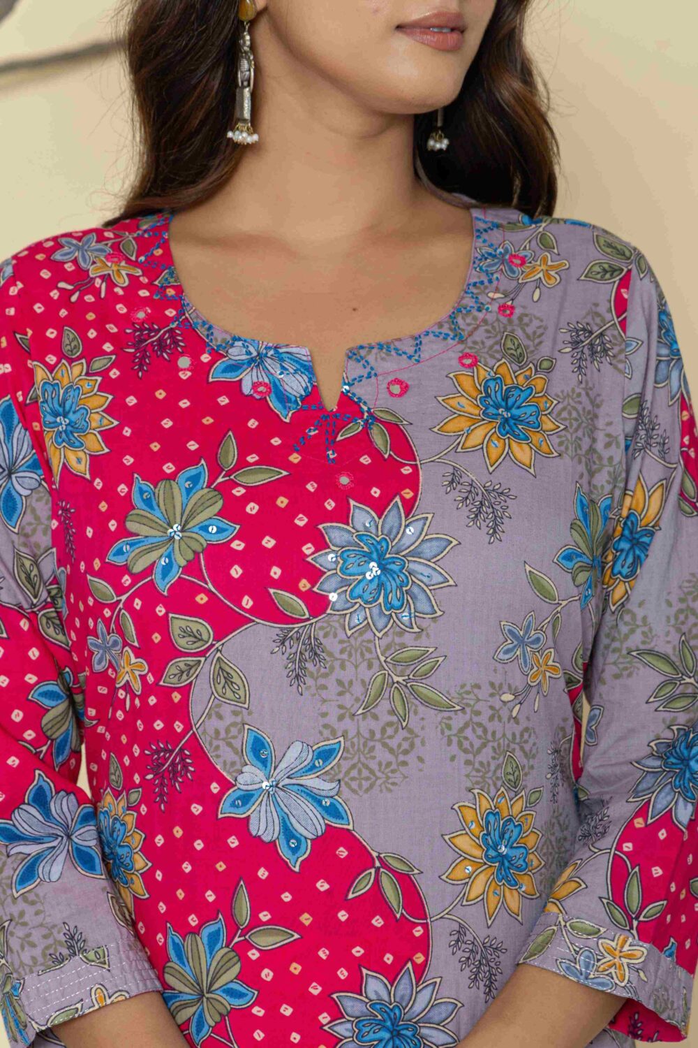 Pink Floral Print Kurti Pant Dupatta Set - Image 4