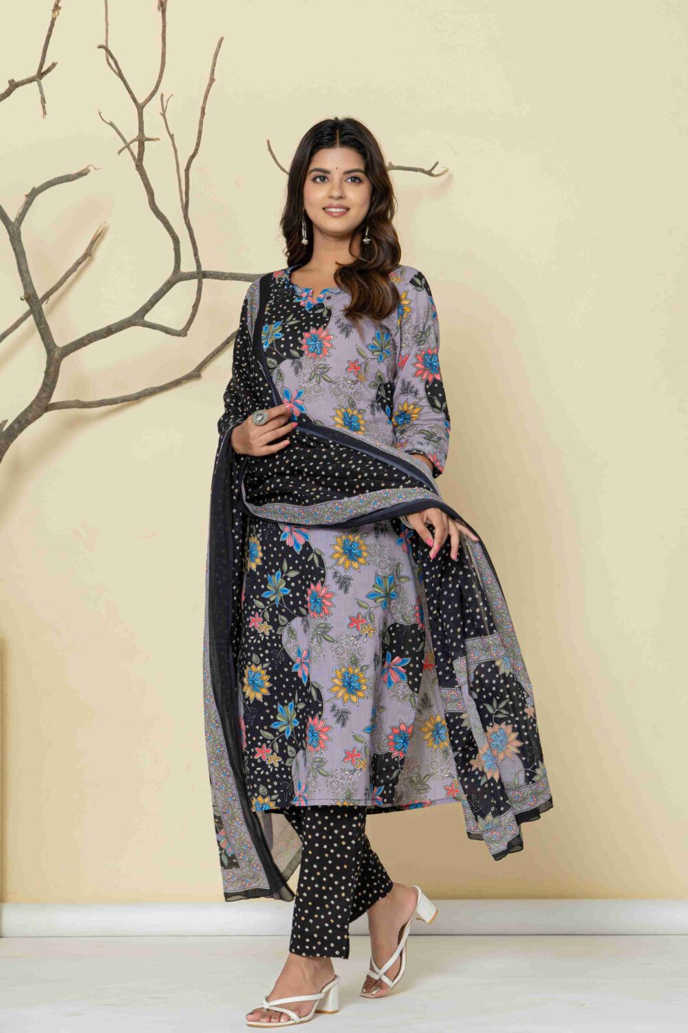 Black Floral Print Kurti Pant Dupatta Set - Image 2