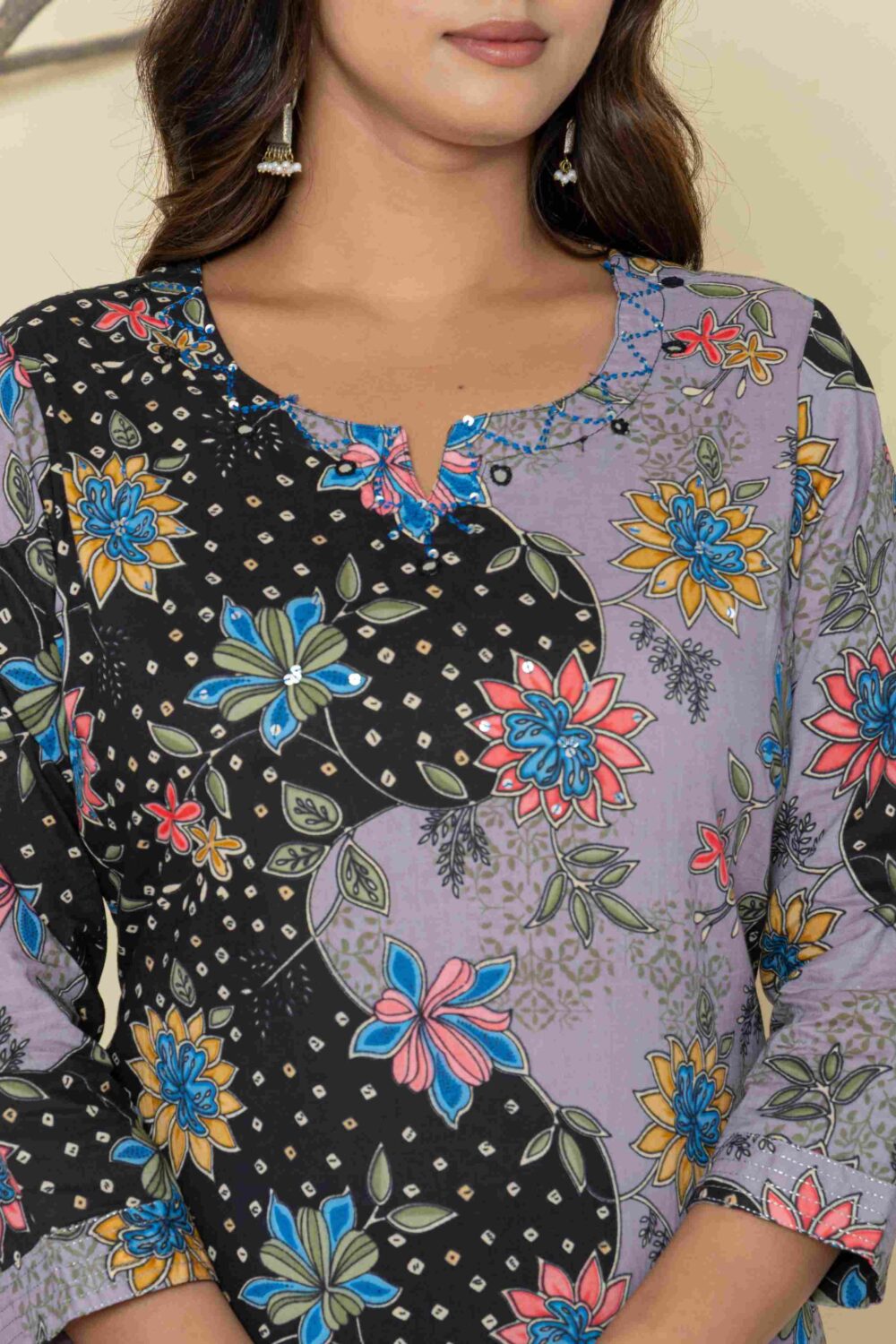 Black Floral Print Kurti Pant Dupatta Set - Image 4