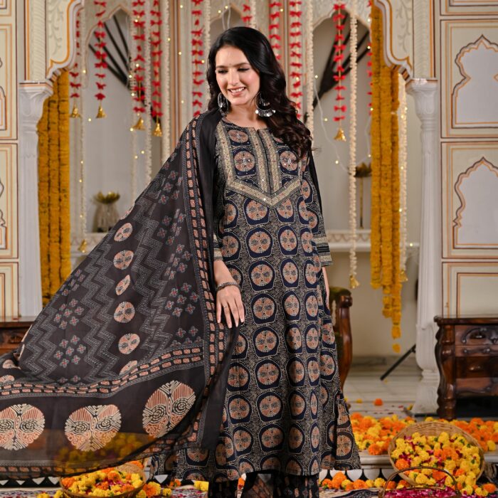 A-Line Kurti Pant Dupatta Set for Women – Elegant Ethnic Wear